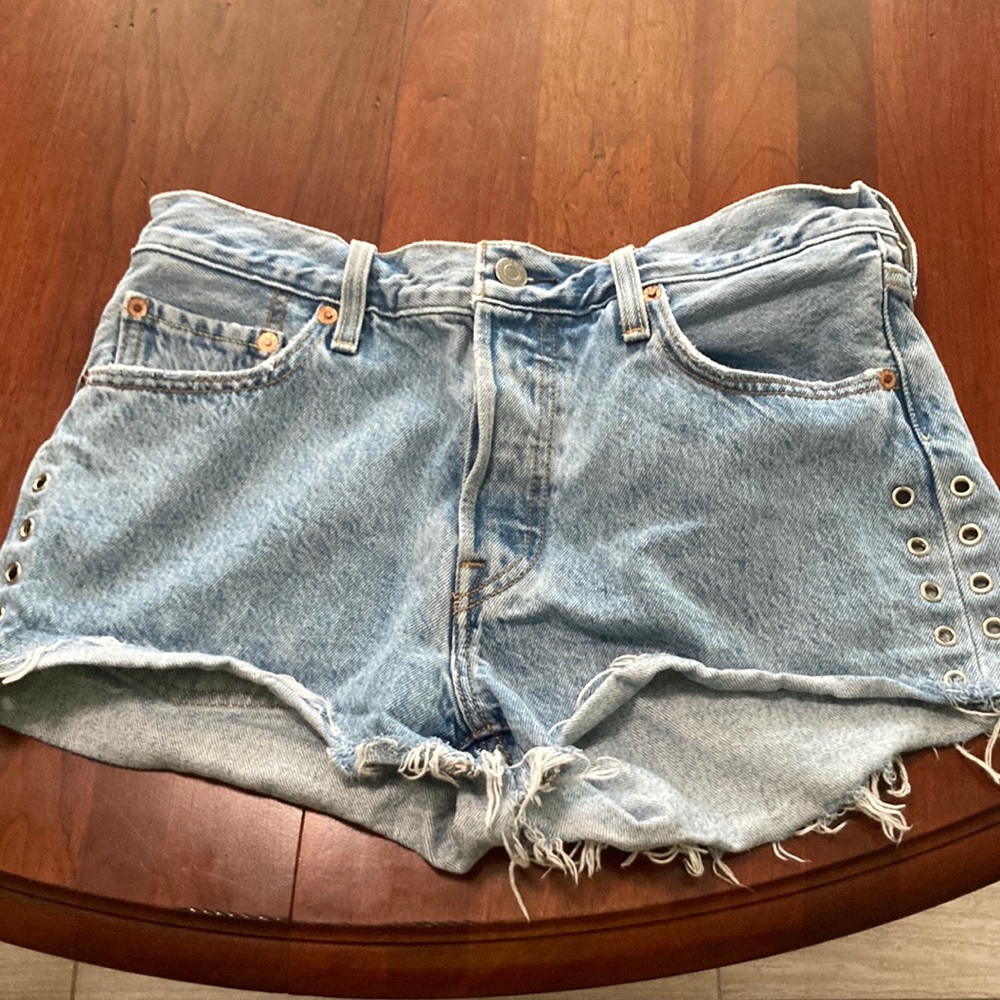 Levi’s 501 shorts